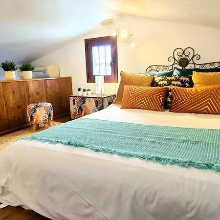 Tatil Evi Arguineguin, Los Canarios
